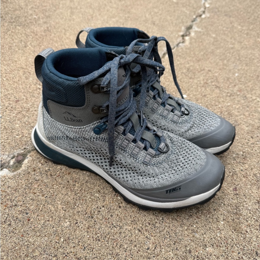 L.L. Bean women’s Gray and Navy boots